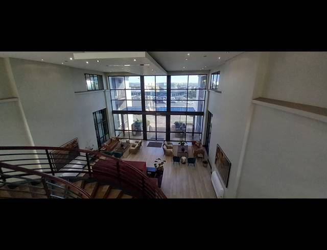 187M² OFFICE TO LET IN BRYANSTON